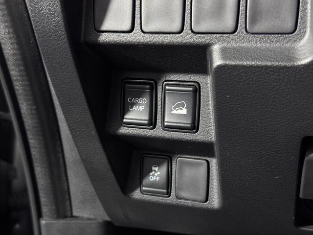 Photo of 2022 Gun Metallic Nissan Frontier