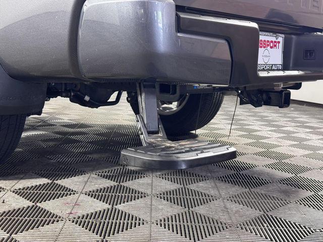 Photo of 2022 Gun Metallic Nissan Frontier