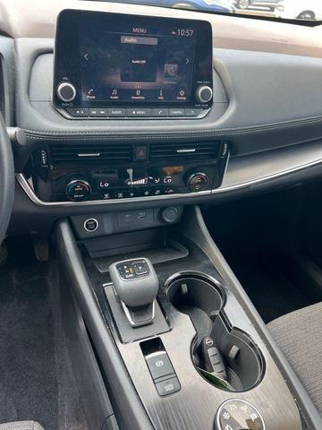Photo of 2022 Gun Metallic Nissan Rogue