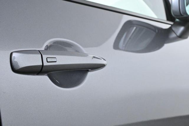 Photo of 2023 Gun Metallic Nissan Rogue