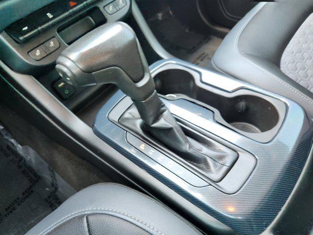 Photo of 2017 Summit White Chevrolet Colorado