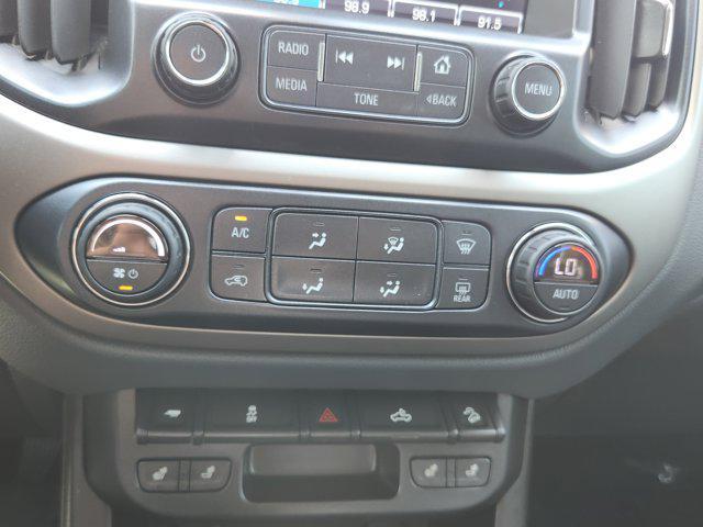 Photo of 2017 Summit White Chevrolet Colorado