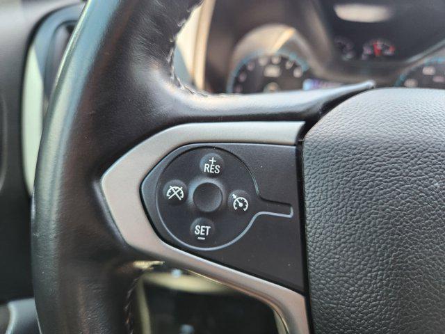 Photo of 2017 Summit White Chevrolet Colorado