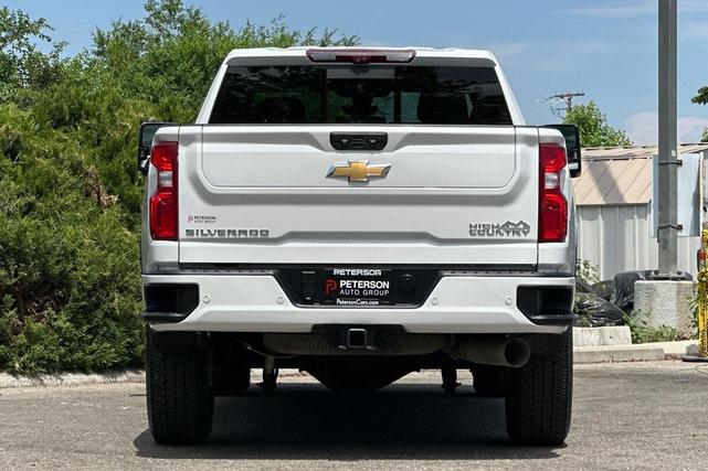 Photo of 2023 Summit White Chevrolet Silverado 3500