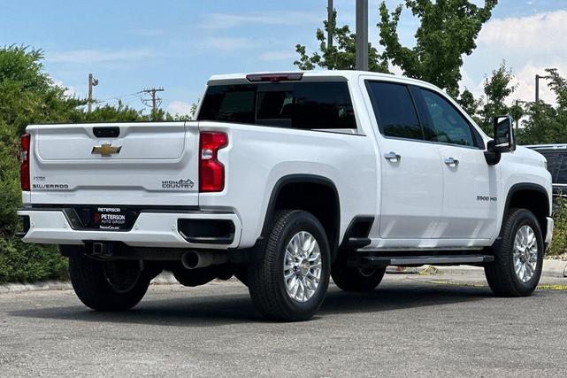 Photo of 2023 Summit White Chevrolet Silverado 3500