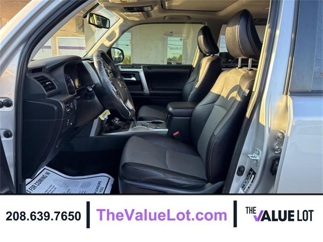 Photo of 2016 Classic Silver Metallic Toyota 4Runner
