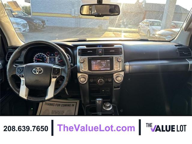 Photo of 2016 Classic Silver Metallic Toyota 4Runner