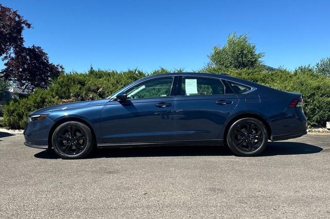 Photo of 2024 Canyon River Blue Metallic Honda Accord