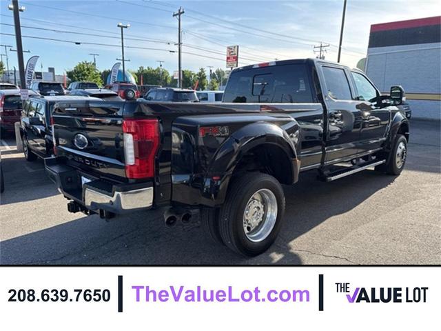 Photo of 2019 Agate Black Metallic Ford F-450