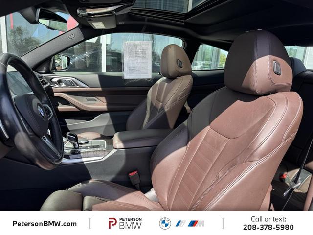 Photo of 2022 Black Sapphire Metallic BMW M440