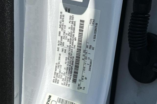 Photo of 2023 Oxford White Ford Bronco