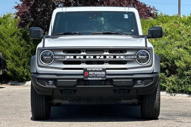Photo of 2023 Oxford White Ford Bronco