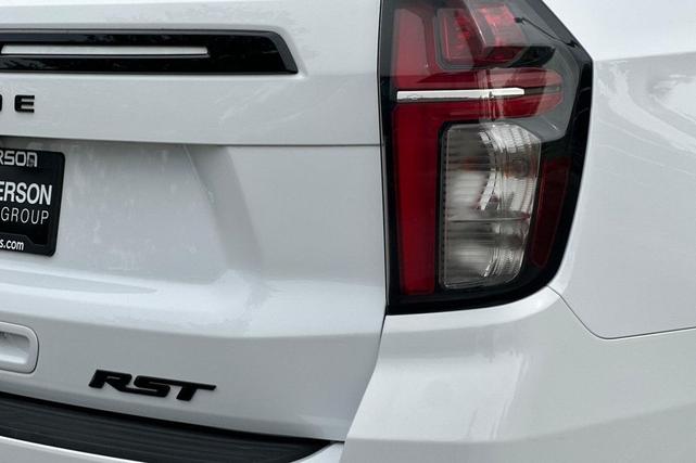 Photo of 2023 Summit White Chevrolet Tahoe