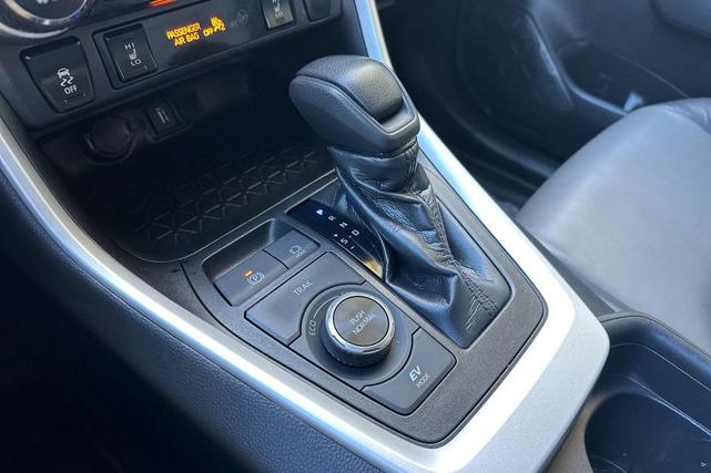 Photo of 2020 Silver Sky Metallic Toyota RAV4 Hybrid