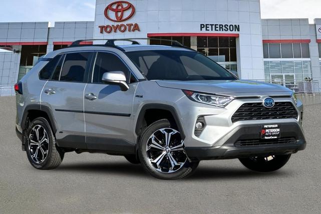 Photo of 2020 Silver Sky Metallic Toyota RAV4 Hybrid