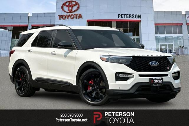 Photo of 2023 Star White Metallic Tri-Coat Ford Explorer
