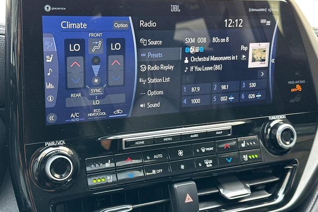 Photo of 2022 Wind Chill Pearl Toyota Highlander Hybrid