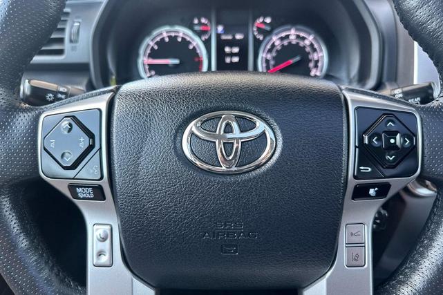 Photo of 2023 Blizzard Pearl Toyota 4Runner