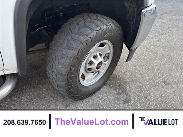 Photo of 2019 Summit White GMC Sierra 2500