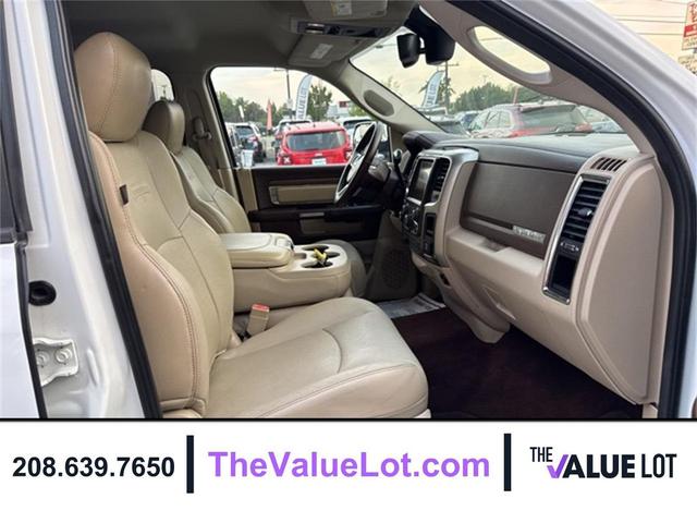 Photo of 2014 Bright White Clearcoat RAM 3500