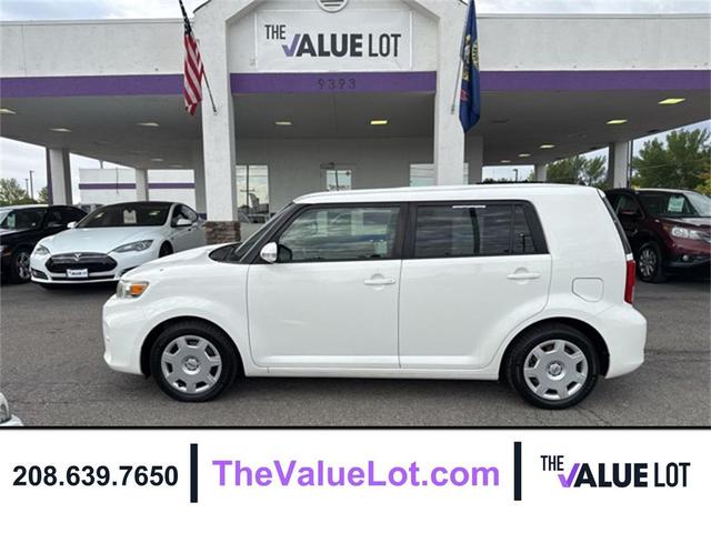 Photo of 2013 Silver Ignit10n Scion xB
