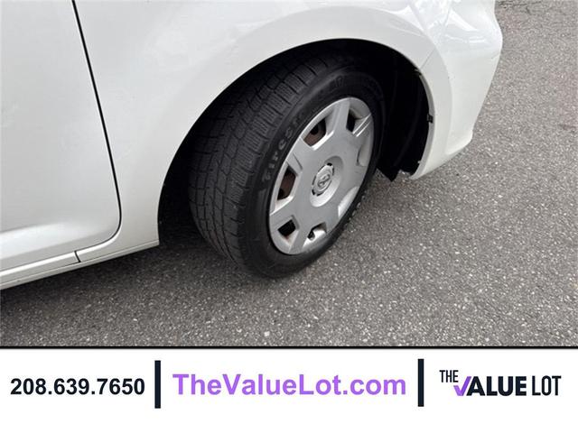 Photo of 2013 Silver Ignit10n Scion xB