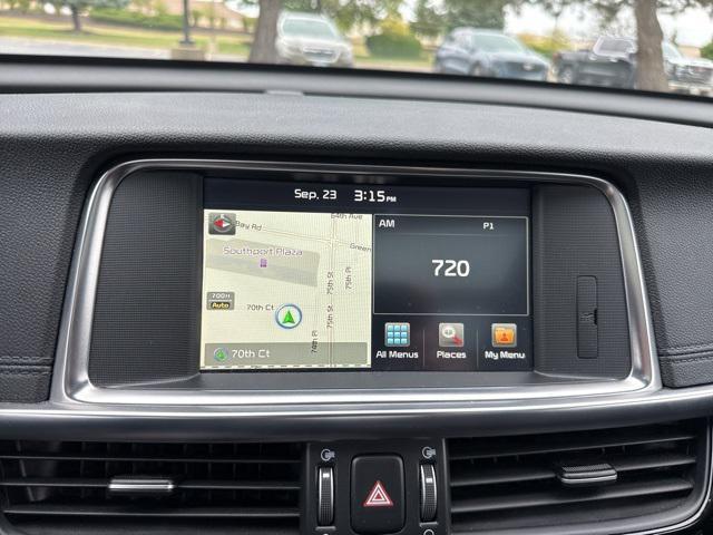 Photo of 2017 Snow White Pearl Kia Optima