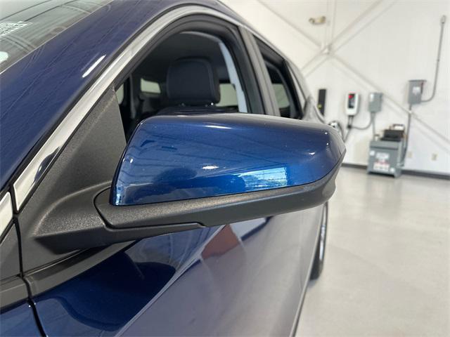 Photo of 2022 Marine Metallic GMC Terrain