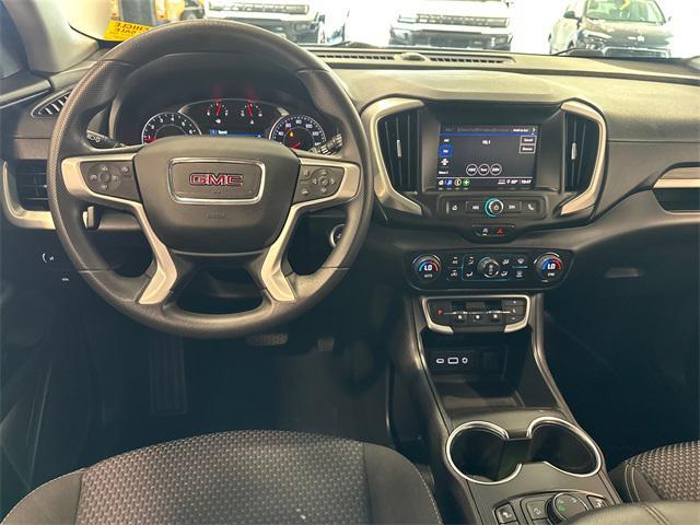 Photo of 2022 Marine Metallic GMC Terrain