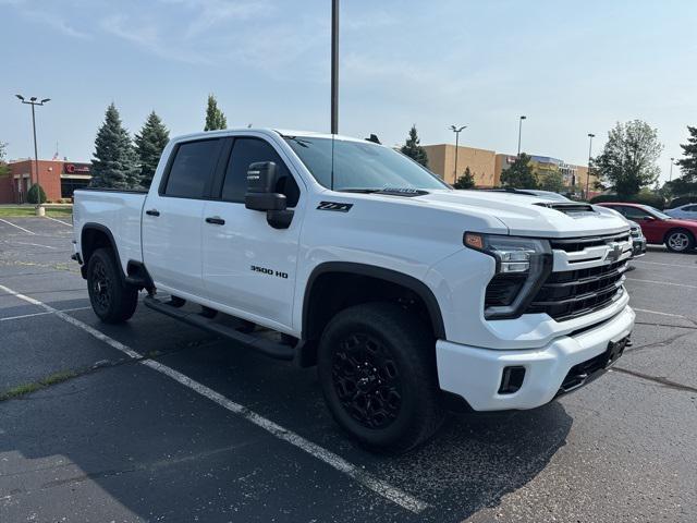 Photo of 2024 Summit White Chevrolet Silverado 3500