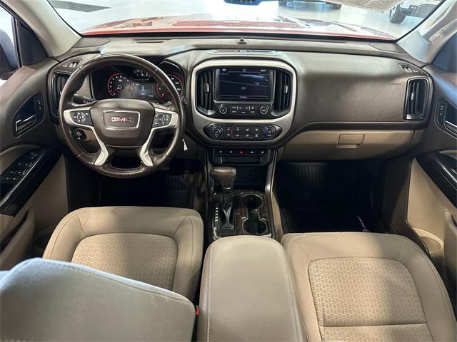 Photo of 2016 Copper Red Metallic GMC Canyon