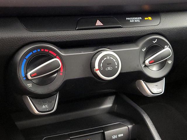 Photo of 2021 Blue Kia Rio
