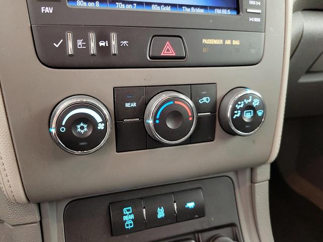 Photo of 2017 Silver Chevrolet Traverse