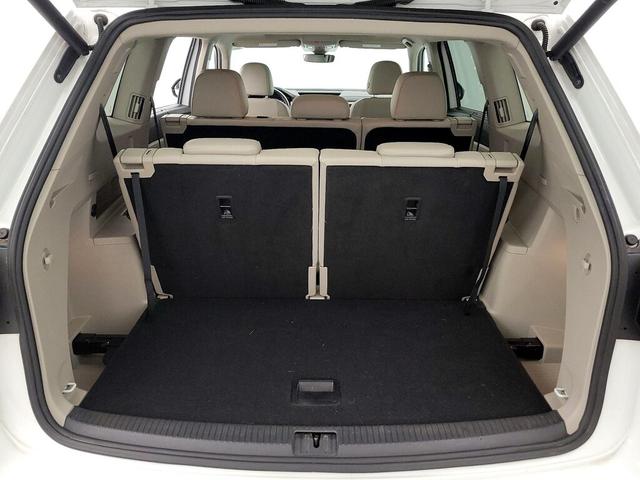 Photo of 2018 White Volkswagen Atlas