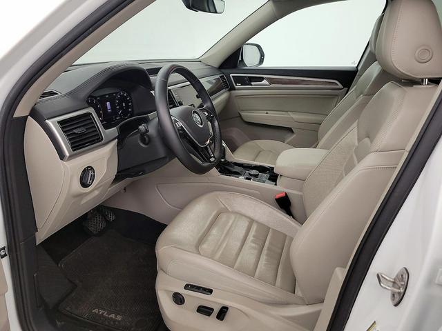 Photo of 2018 White Volkswagen Atlas