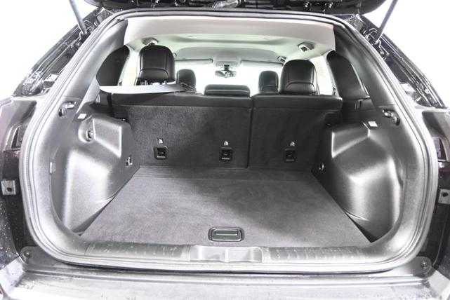 Photo of 2019 Diamond Black Crystal Pearlcoat Jeep Cherokee