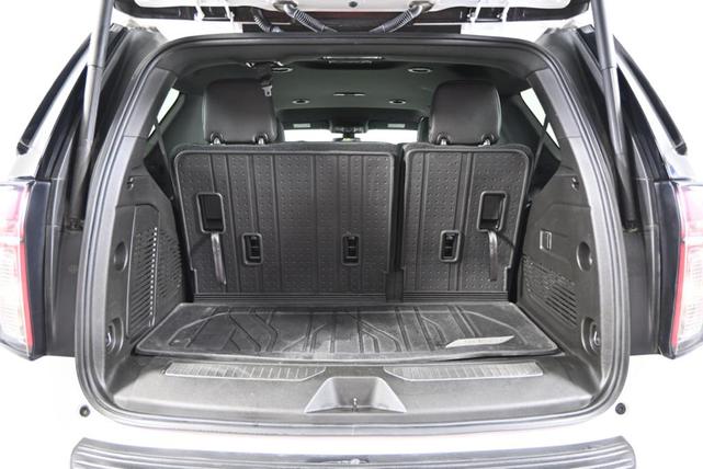 Photo of 2021 Summit White Chevrolet Tahoe