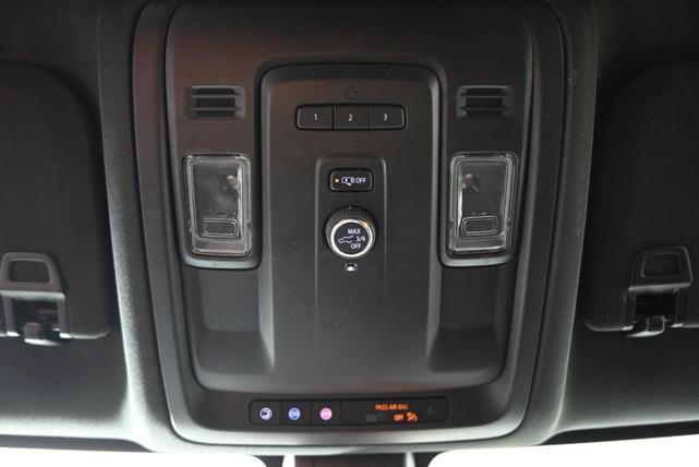 Photo of 2021 Summit White Chevrolet Tahoe