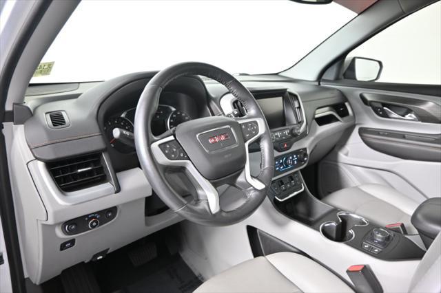 Photo of 2018 Quicksilver Metallic GMC Terrain