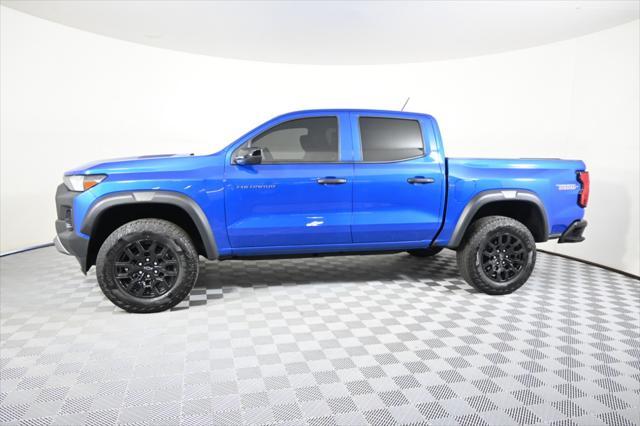Photo of 2023 Glacier Blue Metallic Chevrolet Colorado