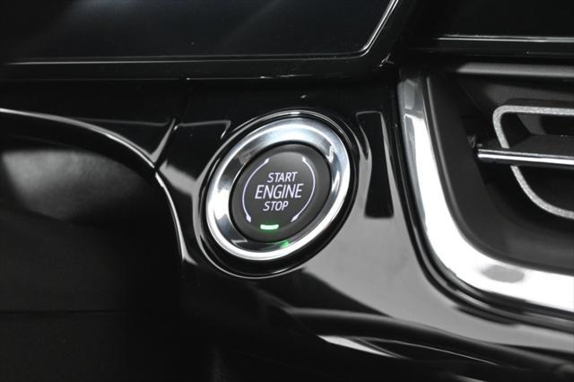 Photo of 2025 Summit White Chevrolet Trax