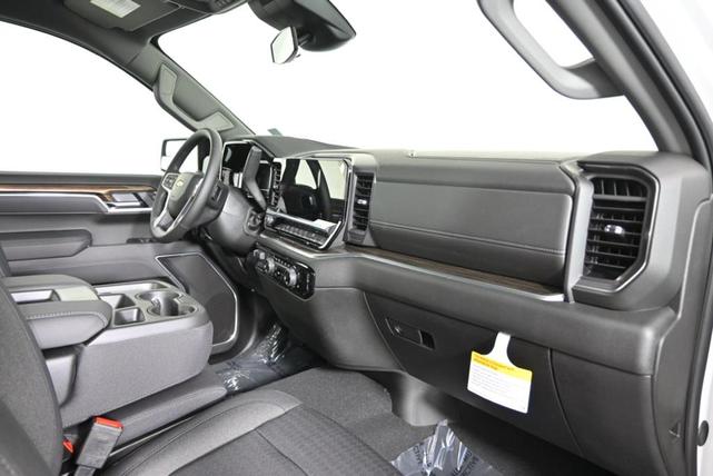Photo of 2025 Summit White Chevrolet Silverado 1500