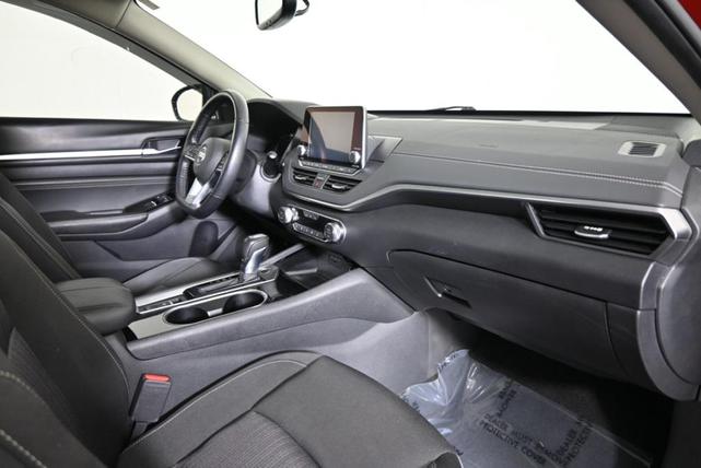Photo of 2020 Scarlet Ember Tintcoat Nissan Altima