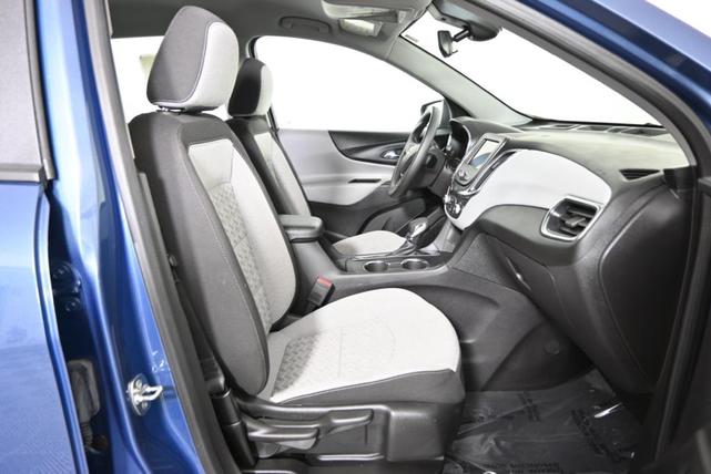 Photo of 2024 Lakeshore Blue Metallic Chevrolet Equinox