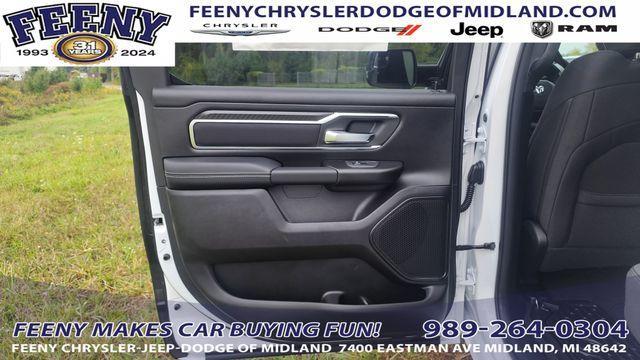 Photo of 2026 Bright White RAM 1500