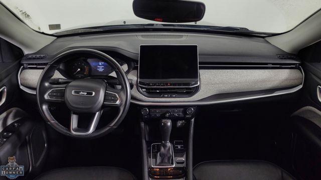 Photo of 2022 Diamond Black Jeep Compass