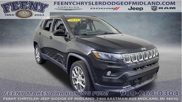 Photo of 2022 Diamond Black Jeep Compass