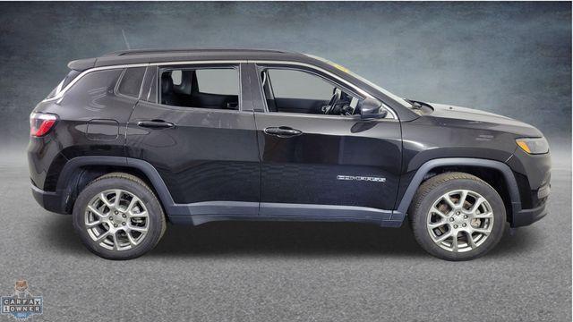 Photo of 2022 Diamond Black Jeep Compass