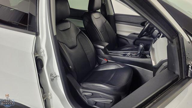Photo of 2022 Bright White Clearcoat Jeep Compass