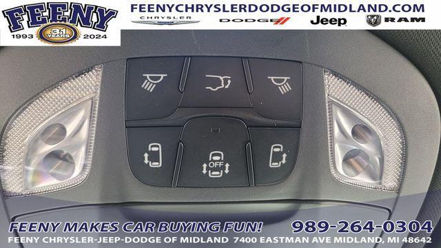 Photo of 2026 Diamond Black Chrysler Pacifica